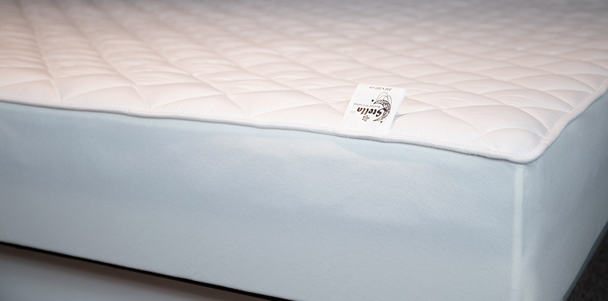 Stella Premium Matratzenauflage f�r Wasserbetten - mit Spannumra Abbildung 2